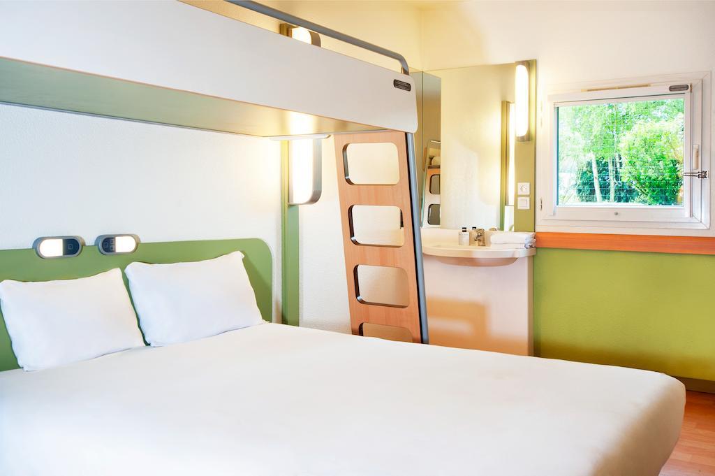 Ibis Budget Versailles Chateau Saint Cyr L'Ecole Cameră foto