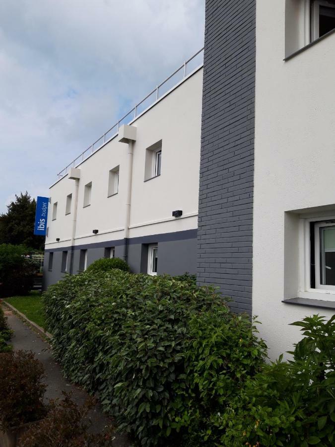 Ibis Budget Versailles Chateau Saint Cyr L'Ecole Exterior foto