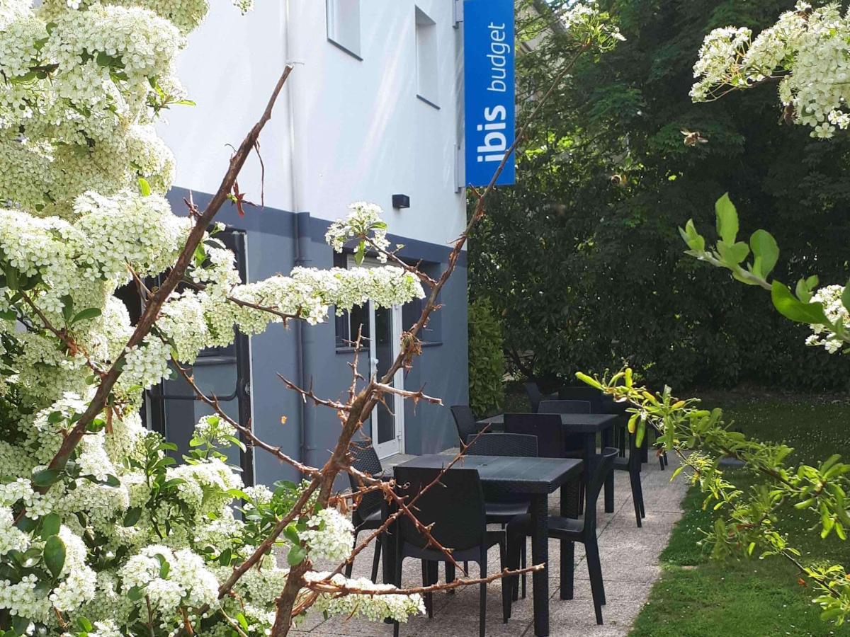 Ibis Budget Versailles Chateau Saint Cyr L'Ecole Exterior foto